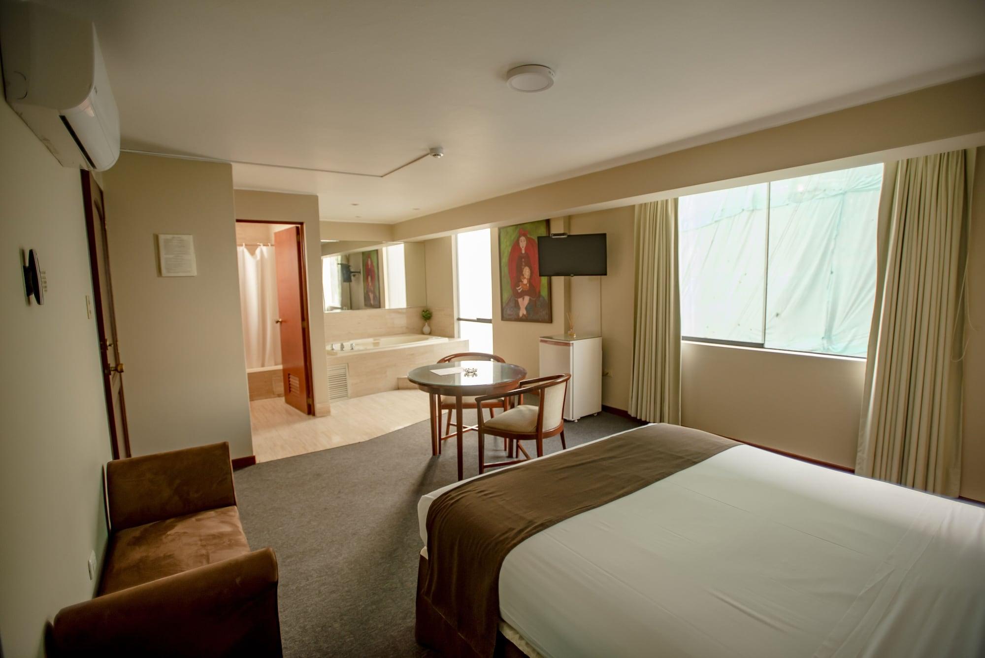 Hotel Park Suites Lima Exterior photo