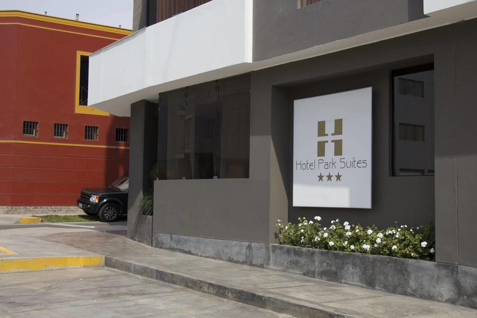 Hotel Park Suites Lima Exterior photo